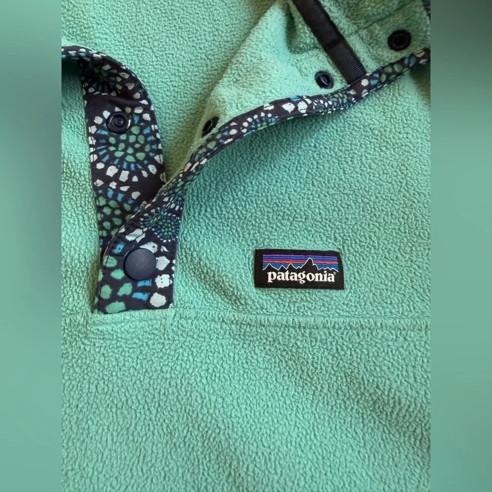 Patagonia kids L14 Teal Fleece Pullover with Navy Trim
